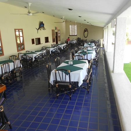 Suites Las Palmas Hotel Y Villas Manzanillo Exterior photo