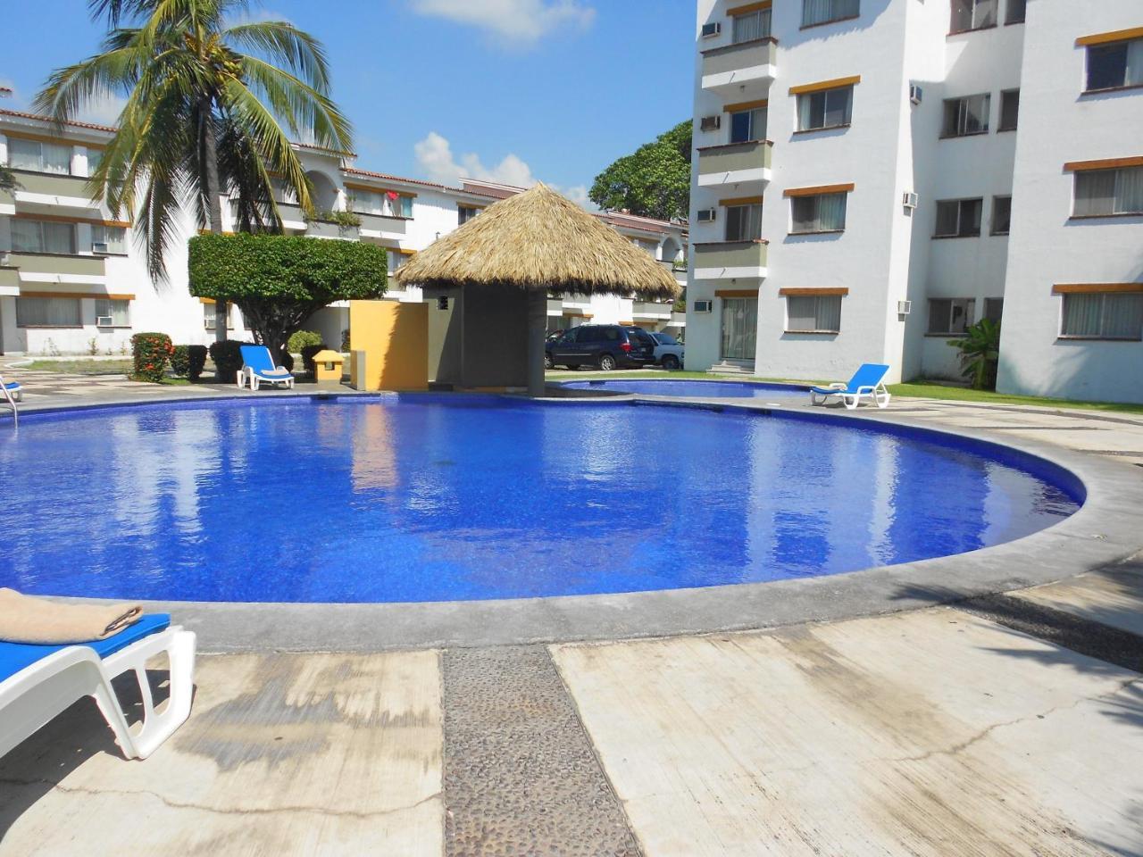 Suites Las Palmas Hotel Y Villas Manzanillo Exterior photo