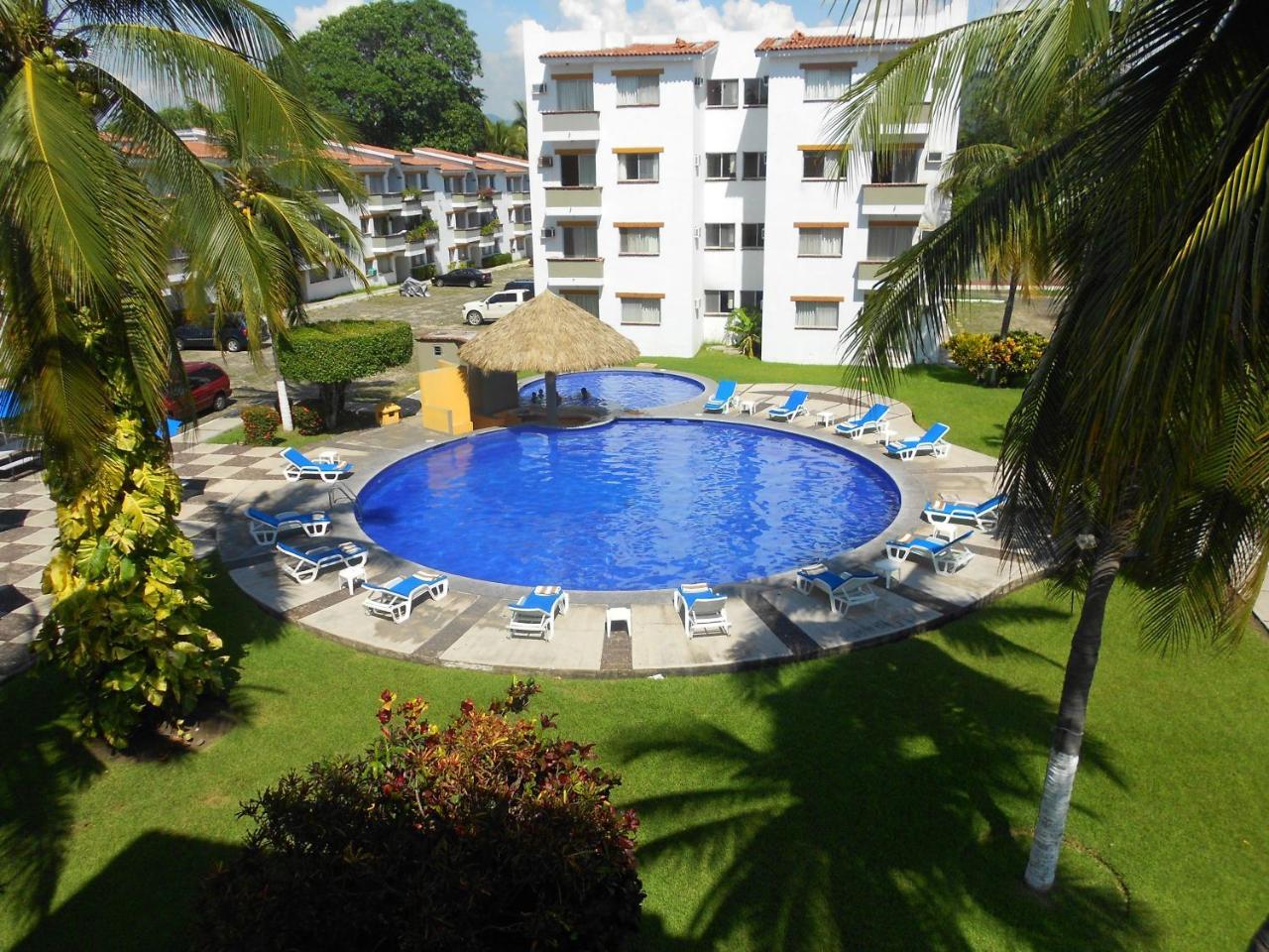 Suites Las Palmas Hotel Y Villas Manzanillo Exterior photo
