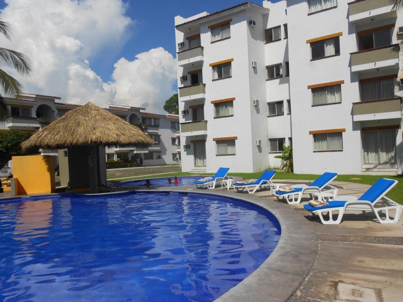 Suites Las Palmas Hotel Y Villas Manzanillo Exterior photo