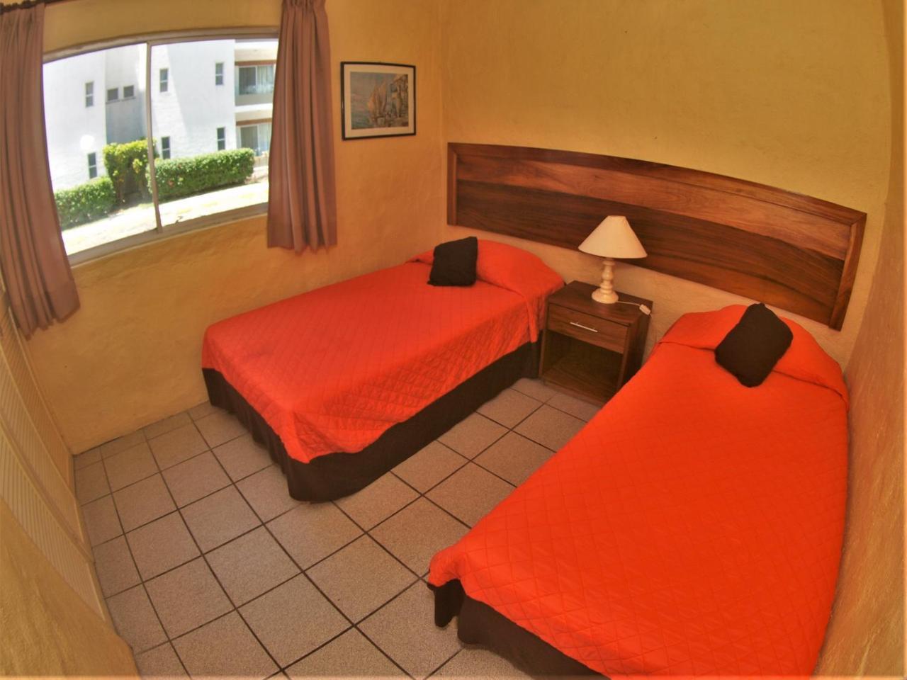 Suites Las Palmas Hotel Y Villas Manzanillo Exterior photo