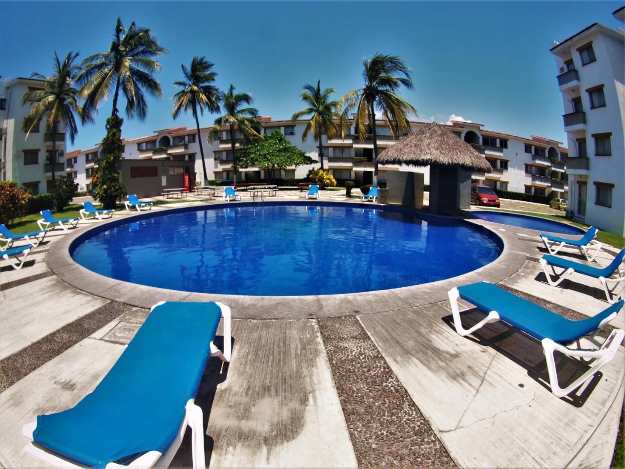Suites Las Palmas Hotel Y Villas Manzanillo Exterior photo